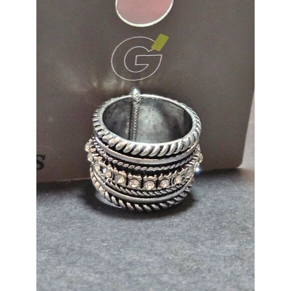 Silver tone rhinestone layered looking ring Size 8 - Picture 3 of 7